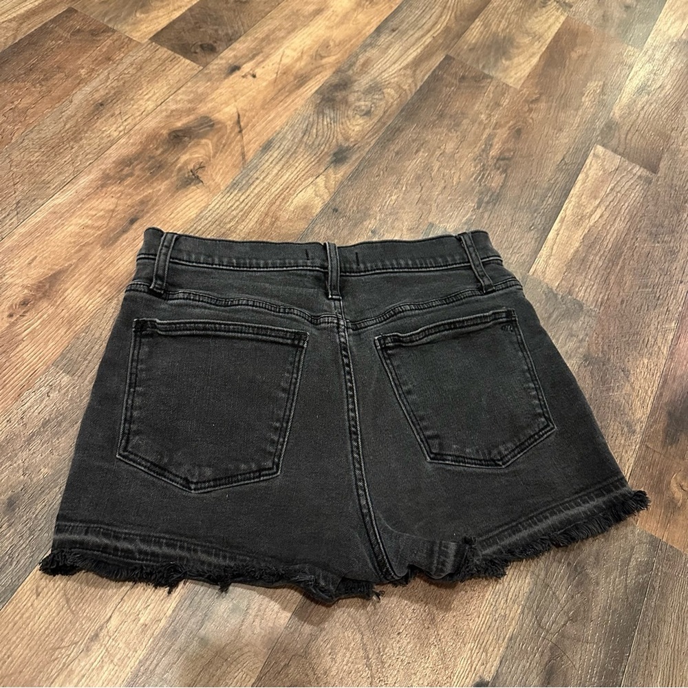 Madewell High-Rise Denim Shorts in Clint Wash: Drop-Hem Edition sz 28 - Picture 3 of 7